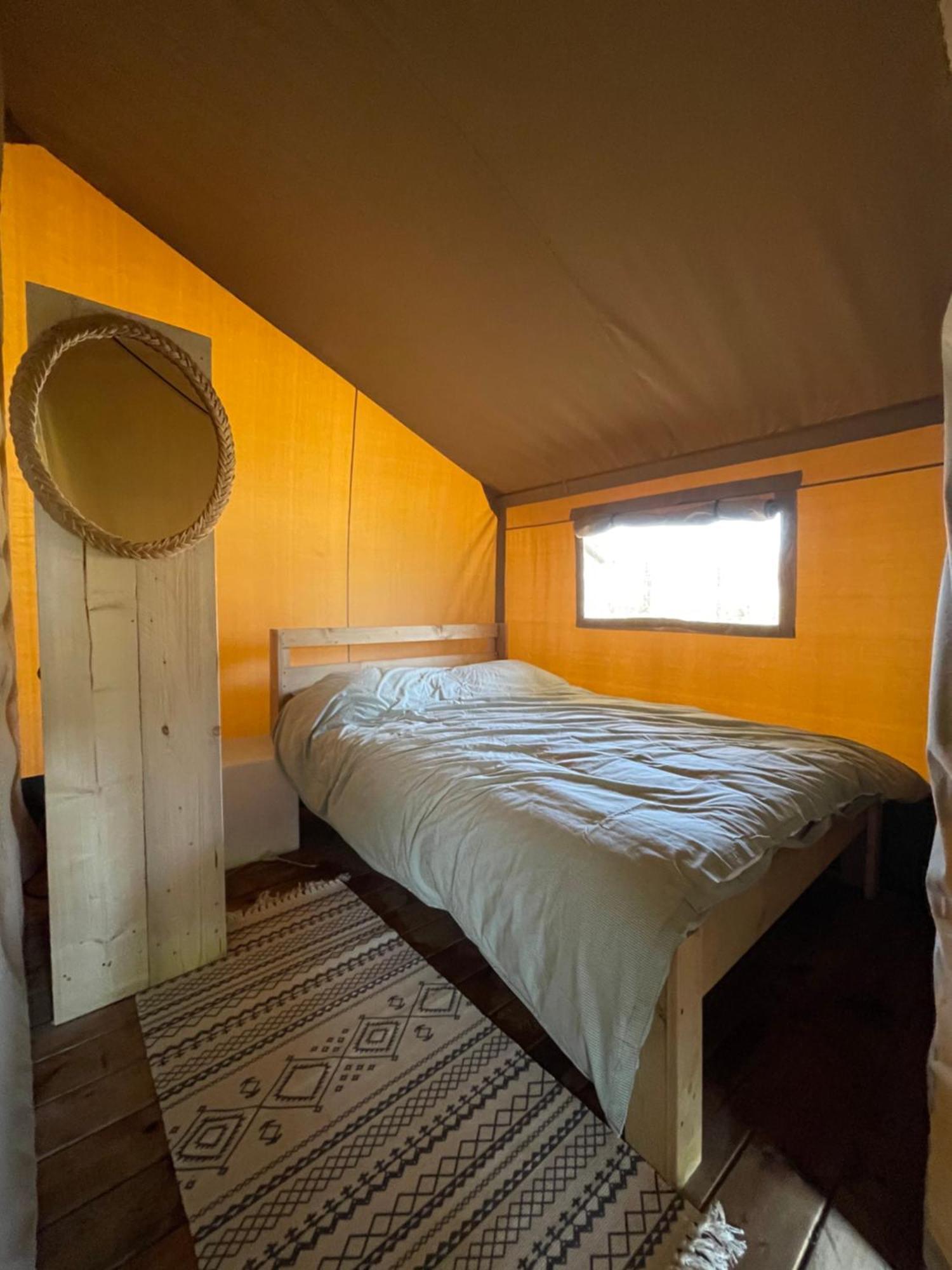מלון Warmond Camping De Hof Van Eeden חדר תמונה